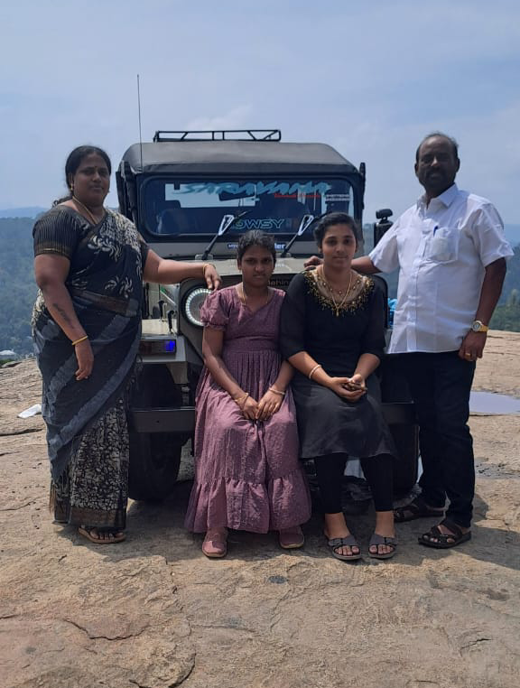 munnar royal star holidays jeep safari